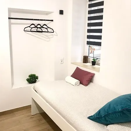 Aparthotel Living *