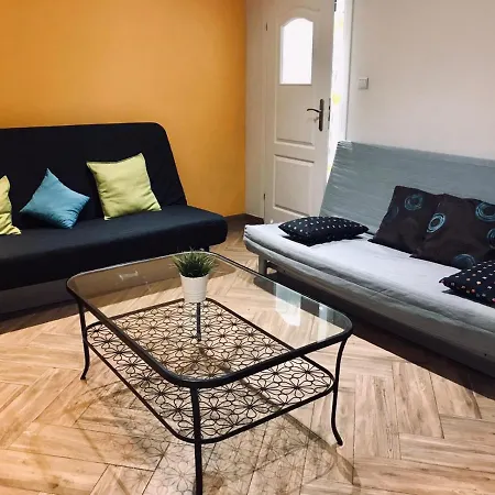 Living Aparthotel