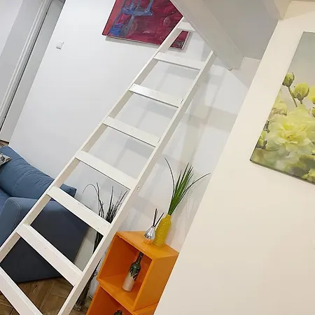 Living Apartmanhotel